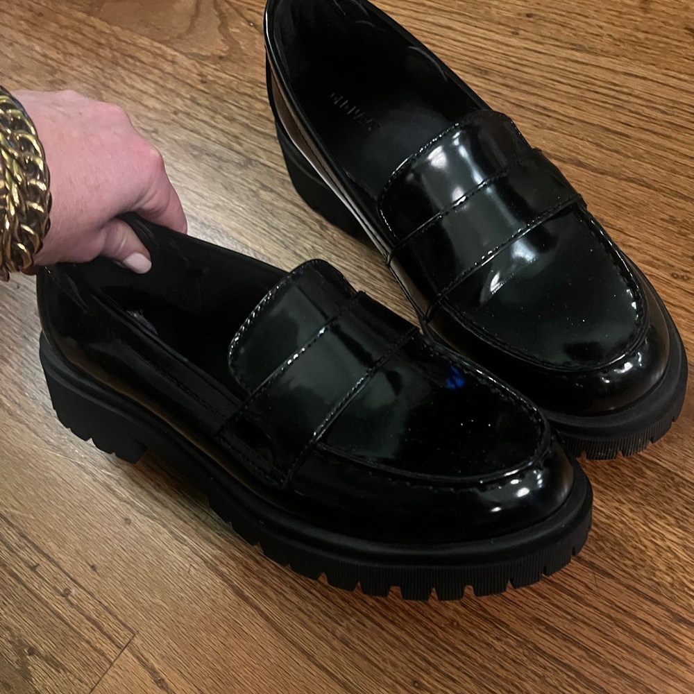 Black lug sole loafer